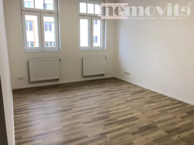 Pronájem bytu 2+kk, Hradec Králové, Chelčického, 43 m2