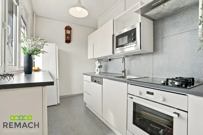 Prodej bytu 3+1, Zlín, třída Svobody, 58 m2