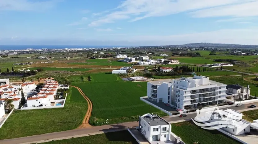 Prodej bytu 3+1, Paralimni, Kypr, 74 m2