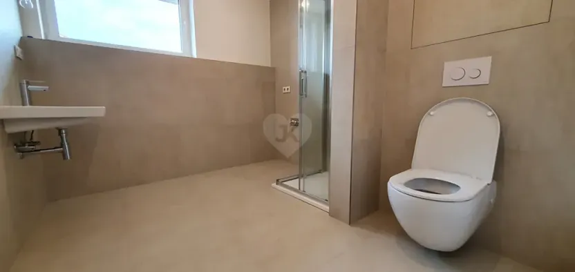 Pronájem bytu 2+kk, Praha - Královice, Ke Tvrzi, 47 m2