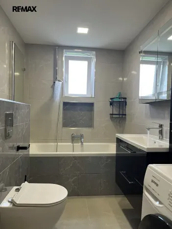 Pronájem bytu 2+kk, Kladno, Vodárenská, 36 m2