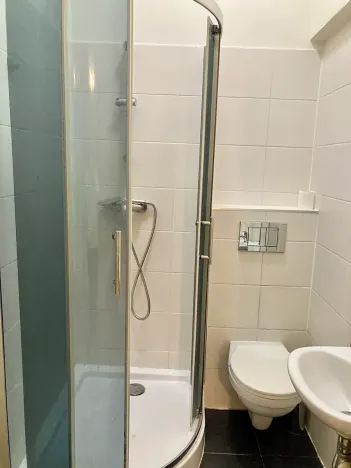 Pronájem bytu 1+kk, Praha - Vršovice, Bulharská, 20 m2