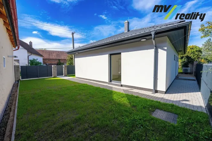 Prodej rodinného domu, Milovice, 80 m2