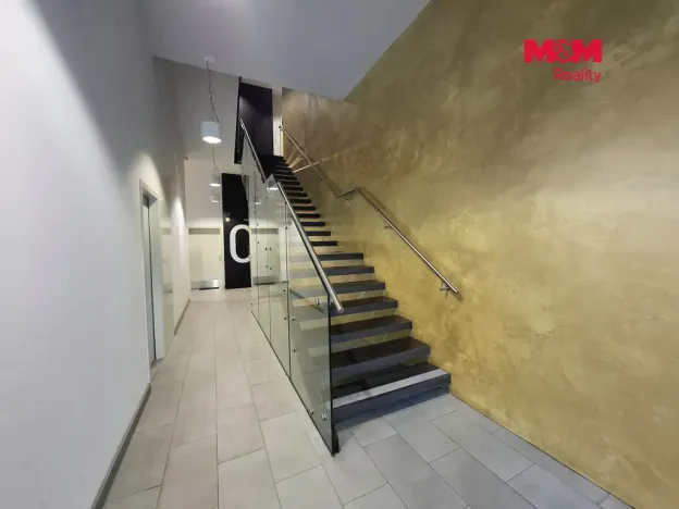 Pronájem bytu 1+kk, Praha - Michle, Nuselská, 41 m2