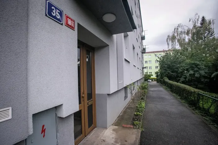 Pronájem bytu 3+kk, Praha - Horní Počernice, Dobšická, 80 m2