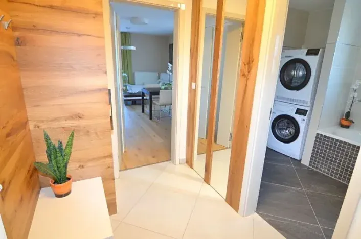 Prodej bytu 2+kk, Praha - Pitkovice, Chorošová, 55 m2