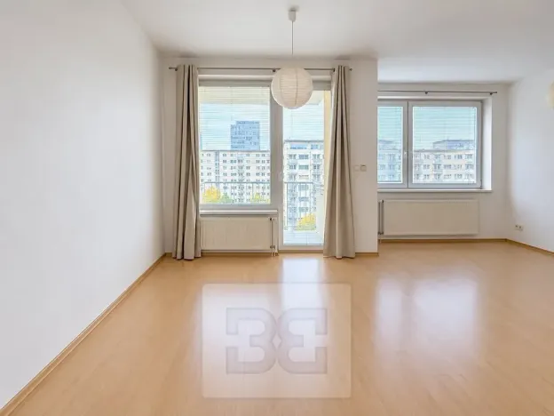 Pronájem bytu 1+kk, Brno, Dusíkova, 40 m2