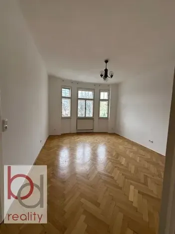 Prodej činžovního domu, České Budějovice, Na Nábřeží, 240 m2