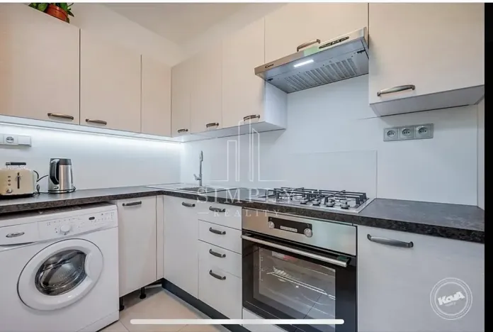Pronájem bytu 2+1, Praha - Malešice, Káranská, 59 m2
