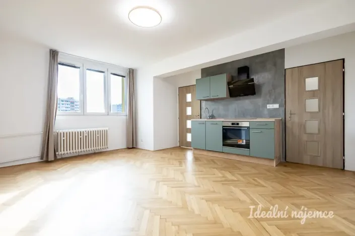 Pronájem bytu 2+kk, Kolín - Kolín II, Tyršova, 36 m2