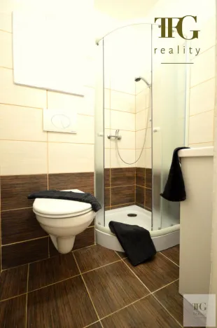 Prodej bytu 1+kk, Praha, Černokostelecká, 25 m2
