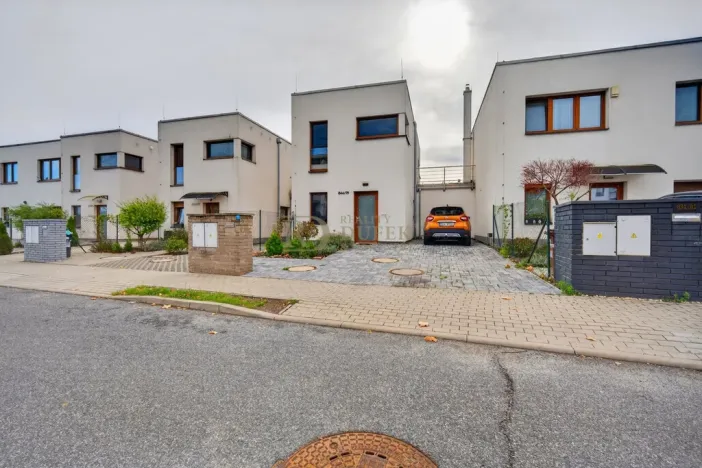 Prodej rodinného domu, Praha - Hostavice, U Hostavického potoka, 95 m2