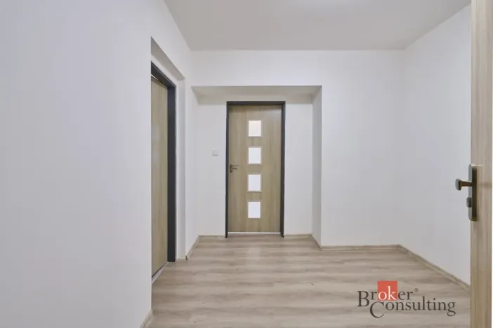 Pronájem bytu 1+kk, Mlékojedy, 43 m2
