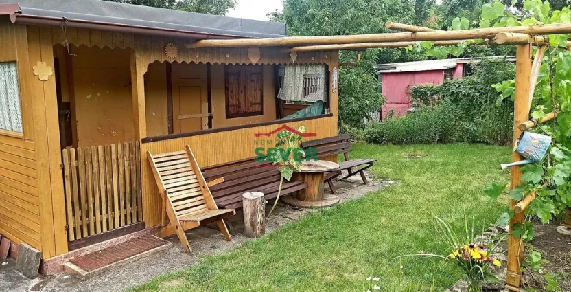 Prodej zahrady, Teplice, 326 m2