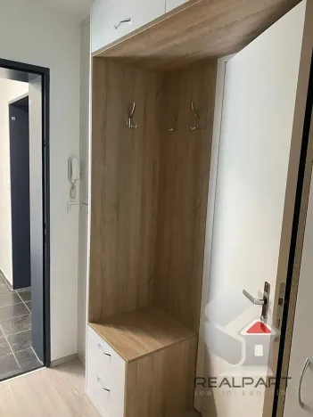 Pronájem bytu 1+kk, Brno, Hvězdová, 30 m2
