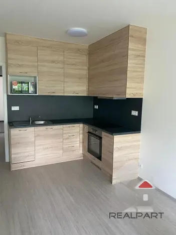 Pronájem bytu 1+kk, Brno, Hvězdová, 30 m2