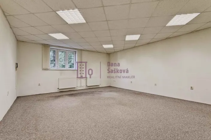 Pronájem kanceláře, Jindřichův Hradec - Jindřichův Hradec IV, Karlov, 36 m2