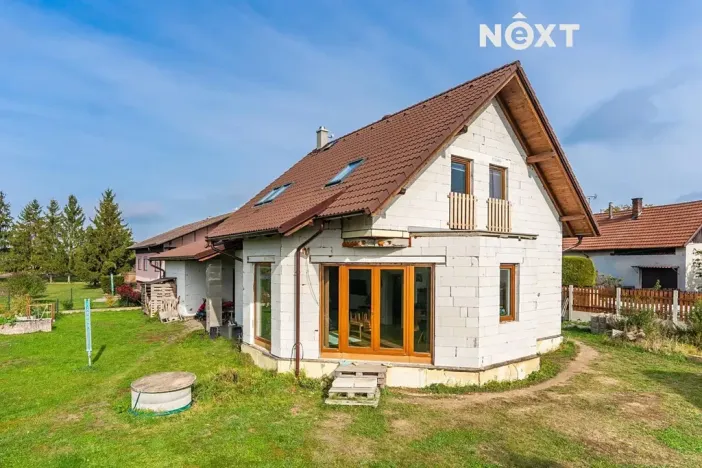 Prodej rodinného domu, Běrunice, Spojovací, 140 m2