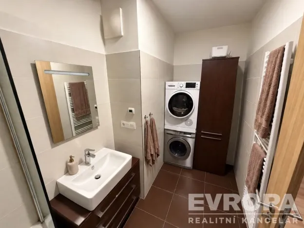 Prodej bytu 3+kk, Praha - Malešice, Nad úžlabinou, 65 m2