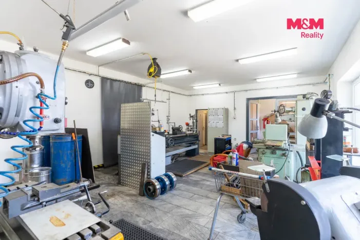 Prodej obchodního prostoru, Roštín, 170 m2
