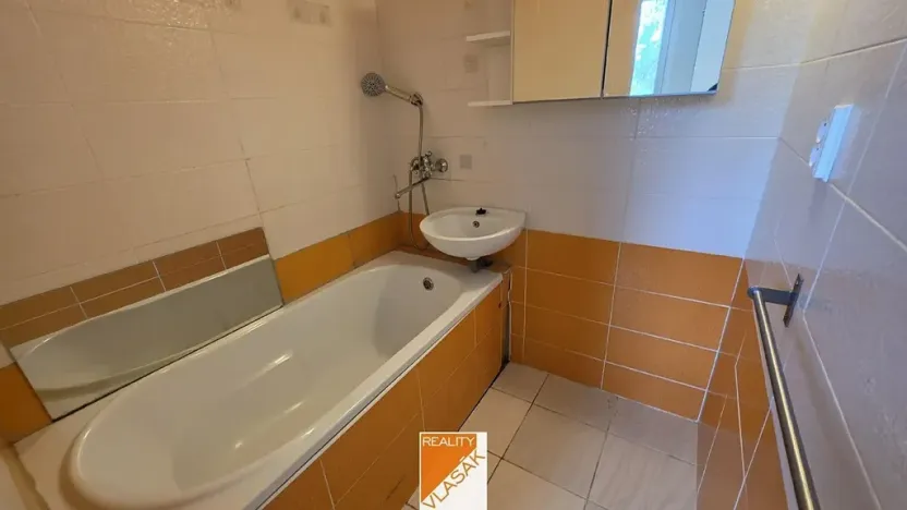 Pronájem bytu 2+1, Kadaň, Koželužská, 68 m2
