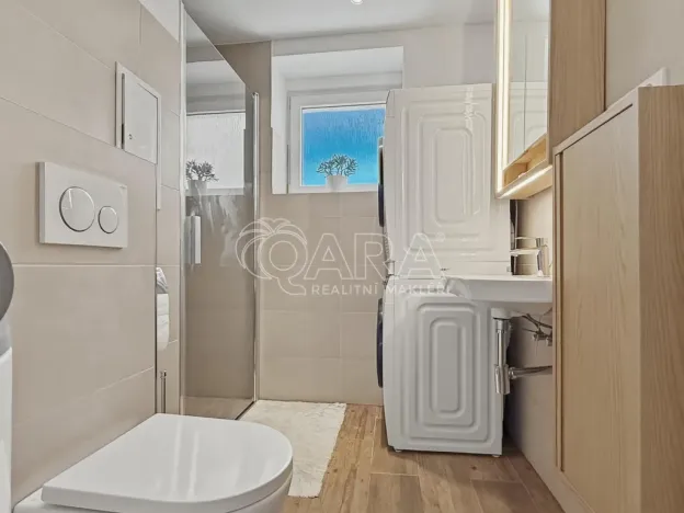 Pronájem bytu 2+kk, Kladno, Petrohradská, 52 m2