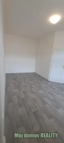 Pronájem bytu 1+kk, Praha - Nusle, Jaurisova, 32 m2