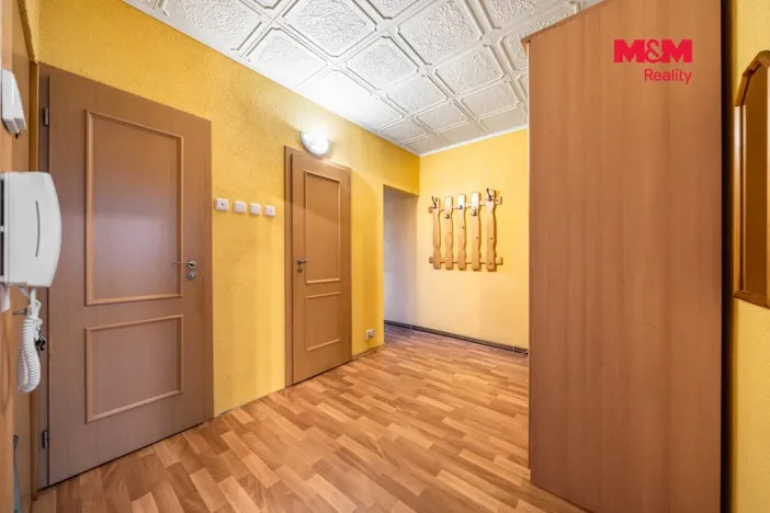 Prodej bytu 2+1, Loket, Sportovní, 59 m2