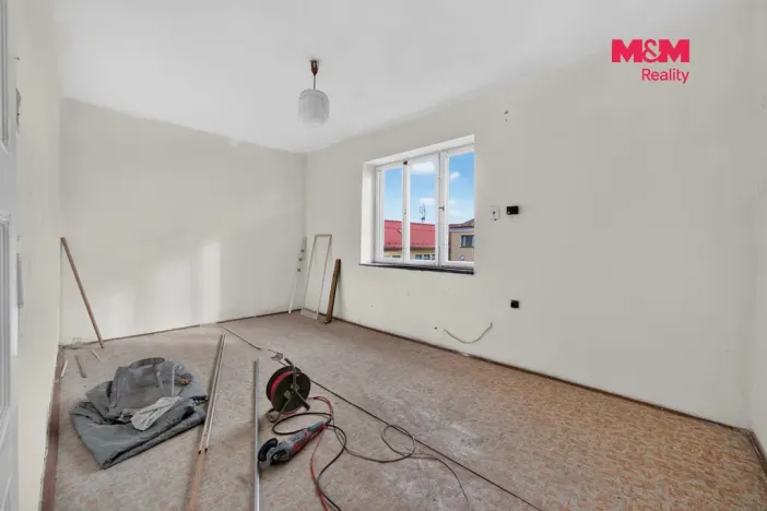 Prodej rodinného domu, Černovice, Mariánské náměstí, 237 m2