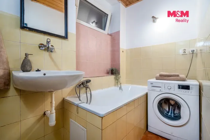 Prodej bytu 1+kk, Praha - Holešovice, Ortenovo náměstí, 37 m2