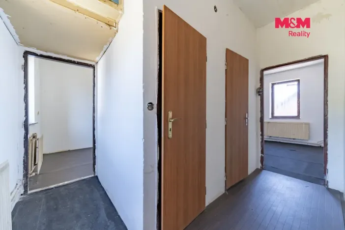 Prodej bytu 3+1, Hranice, Tovární, 61 m2