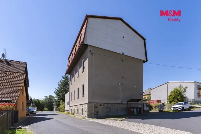 Prodej bytu 3+1, Hranice, Tovární, 61 m2