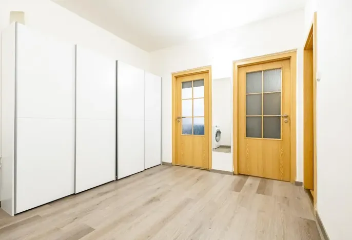 Prodej bytu 2+1, Praha - Hostivař, Tenisová, 66 m2