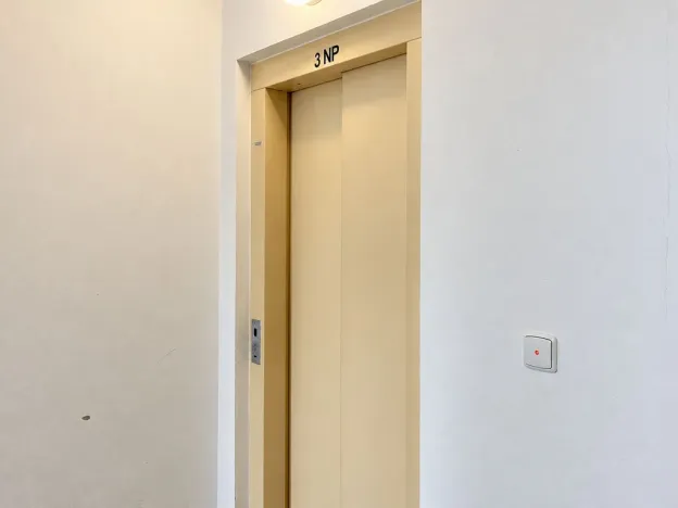Pronájem bytu 1+kk, Praha - Troja, Vřesová, 26 m2