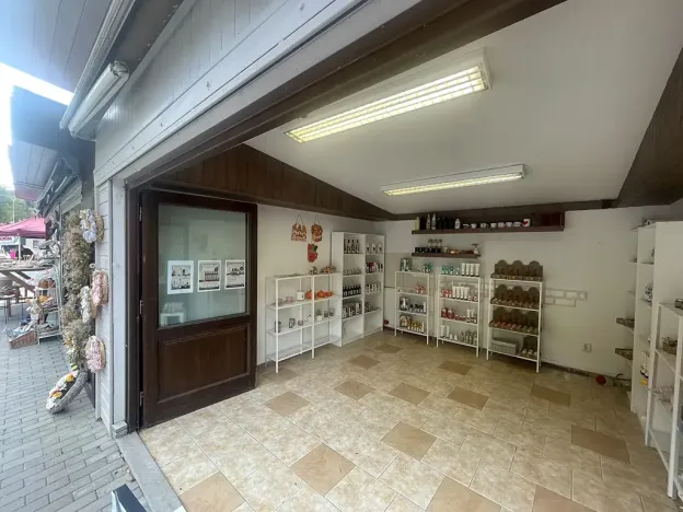 Prodej obchodního prostoru, Karlštejn, 54 m2