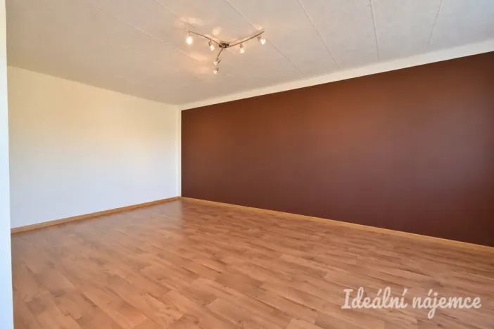 Pronájem bytu 3+1, Rosice, Kaštanová, 80 m2