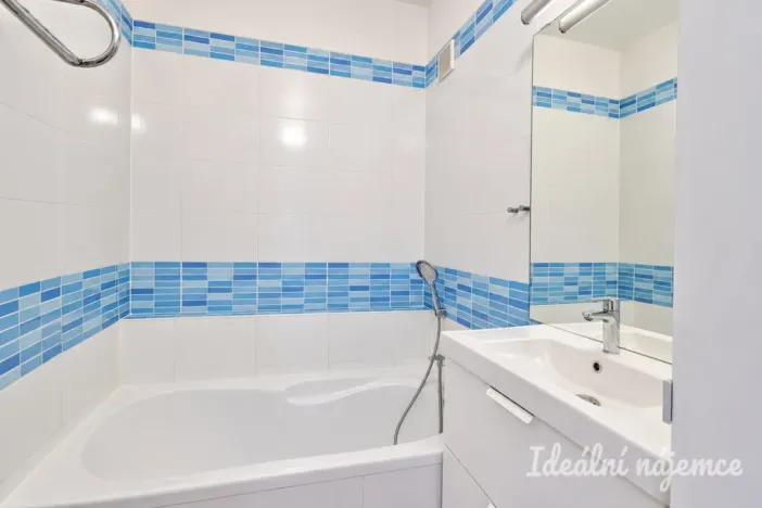 Pronájem bytu 3+1, Rosice, Kaštanová, 80 m2