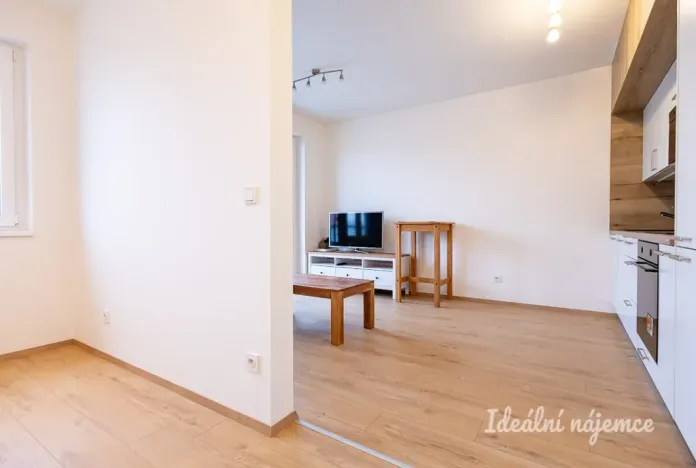 Pronájem bytu 1+kk, Praha - Hostivař, Arnošta Staňka, 35 m2