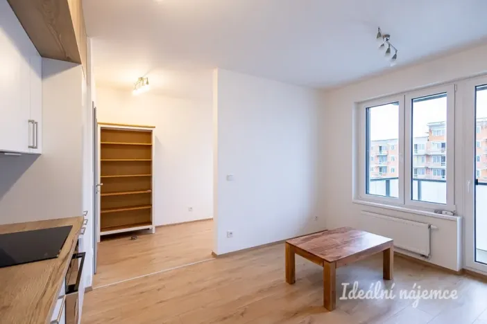 Pronájem bytu 1+kk, Praha - Hostivař, Arnošta Staňka, 35 m2