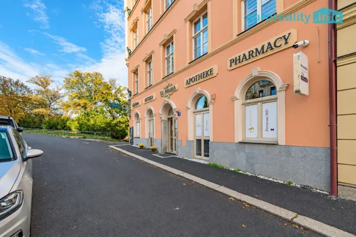 Pronájem obchodního prostoru, Karlovy Vary, Zámecký vrch, 20 m2