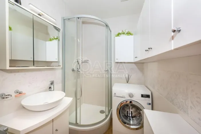 Prodej bytu 3+1, Trutnov - Horní Staré Město, Úpská, 69 m2