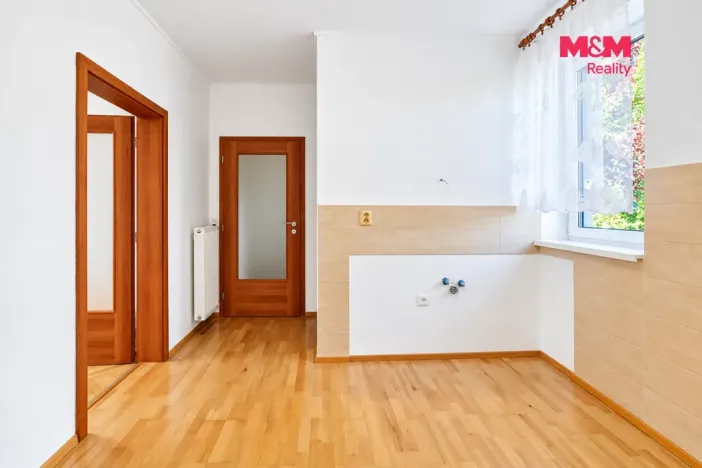 Pronájem bytu 3+1, Praha - Břevnov, Za oborou, 73 m2