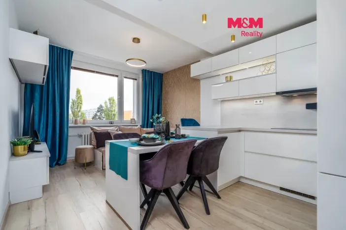 Prodej bytu 3+kk, Hradec Králové - Nový Hradec Králové, třída Edvarda Beneše, 81 m2