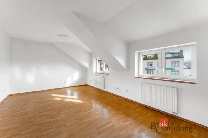 Prodej bytu 3+kk, Beroun - Beroun-Město, Nám. M.Poštové, 63 m2