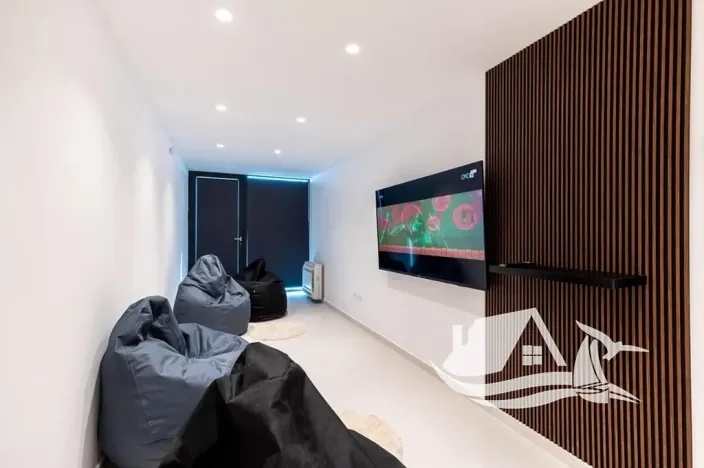 Prodej vily, Podstrana, Chorvatsko, 390 m2