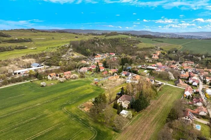 Prodej rodinného domu, Liteň - Běleč, Karlštejnská, 145 m2