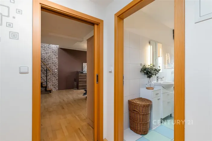 Pronájem atypického bytu, Praha - Záběhlice, Jabloňová, 50 m2