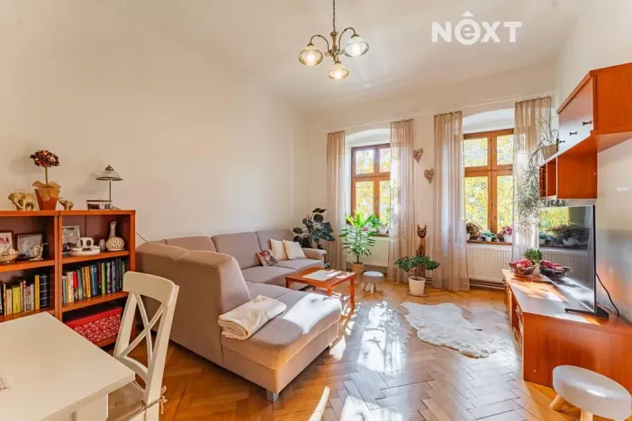 Prodej rodinného domu, Štíty, nám. Míru, 267 m2