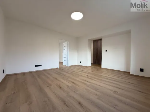 Prodej bytu 3+1, Meziboří, Májová, 57 m2