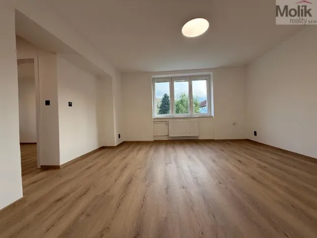 Prodej bytu 3+1, Meziboří, Májová, 57 m2